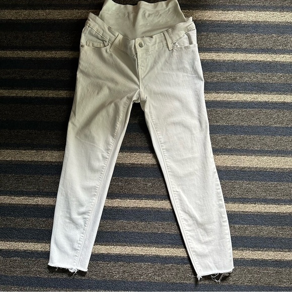 Old Navy Rockstar Super Skinny Maternity Jeans Size 8 Short - Picture 1 of 7
